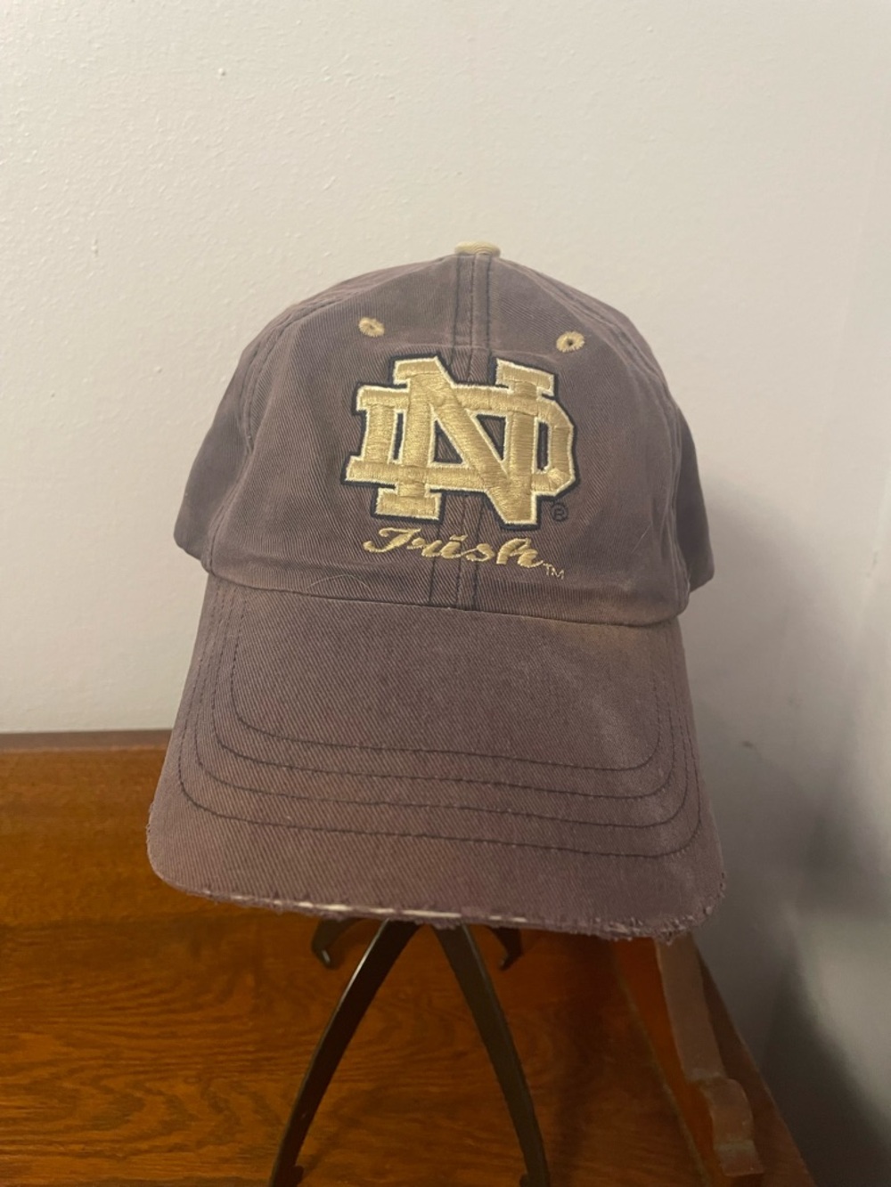 Vintage 90s Zephyr Notre Dame Trucker Hat